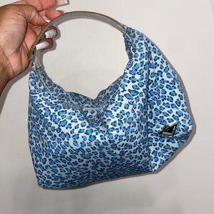 Vintage Bottega Veneta leopard 🐆 print handbag